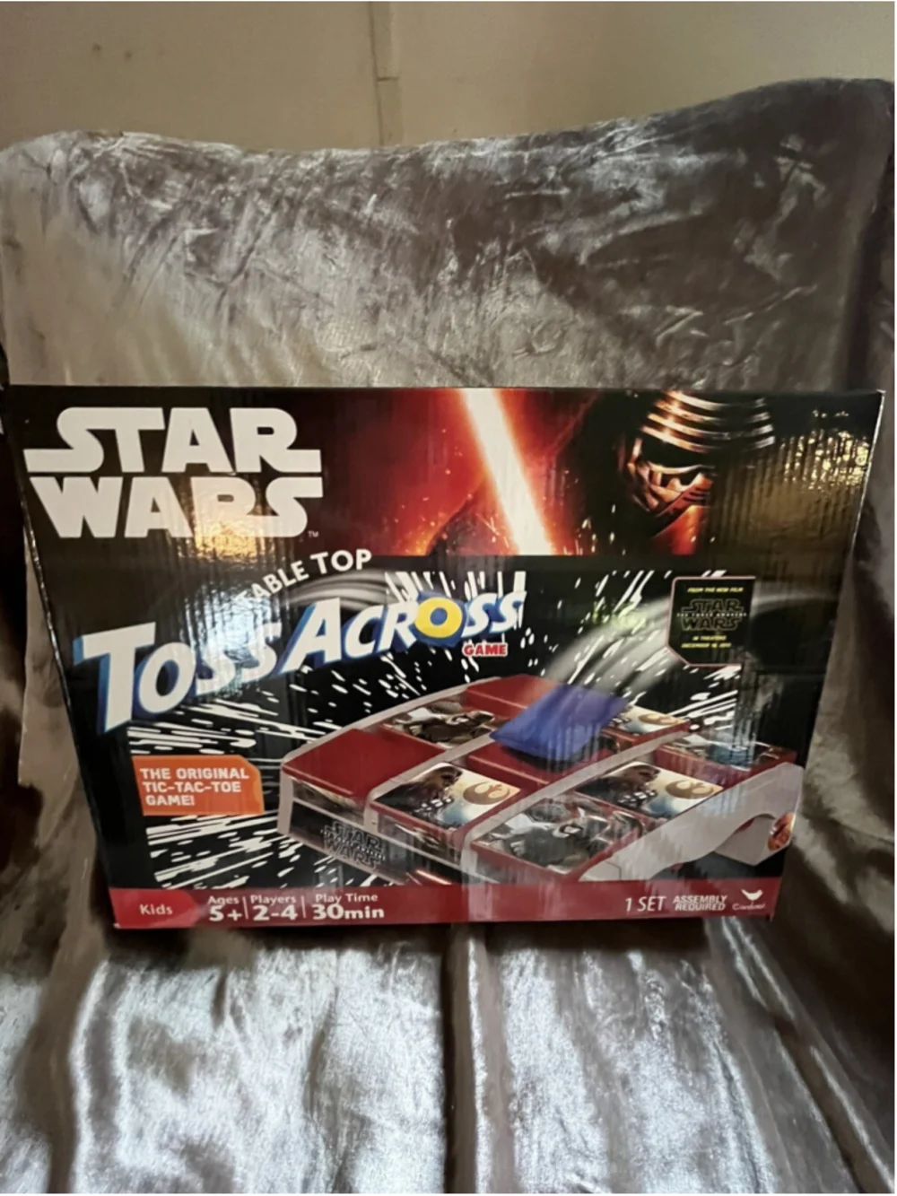 Star Wars Table Top Toss Across Game By Disney / Cardinal Family and Kids Game